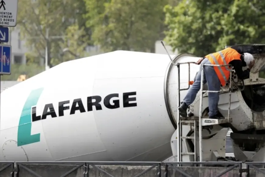 Fransa’dan Suriye’de teröre destek veren şirketlere ambargo