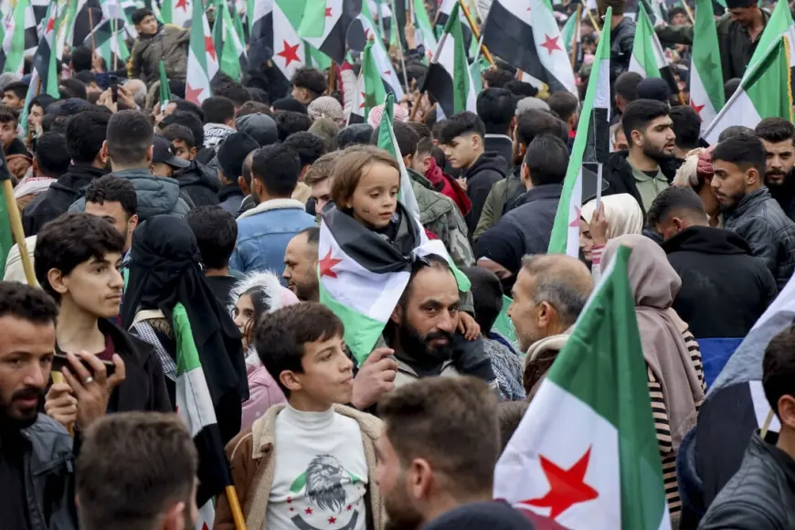 Suriye’ye yeşil ışık: ABD elçilik ve terör listesini gözden geçiriyor