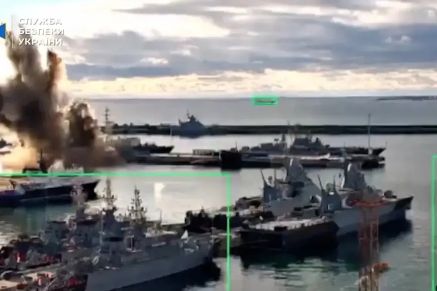 Ukrayna, Hazar Denizi'nde Rus savaş gemisini İHA’larla hedef aldığını duyurdu