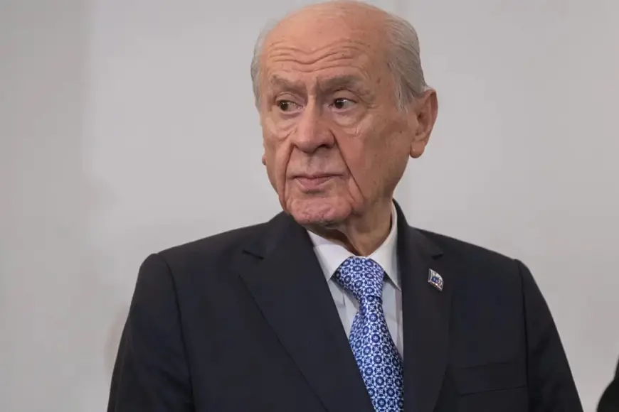 Bahçeli'den Ankara'da düşen uçakla ilgili açıklama: 'Böyle bir dönemde düşündürücü...'