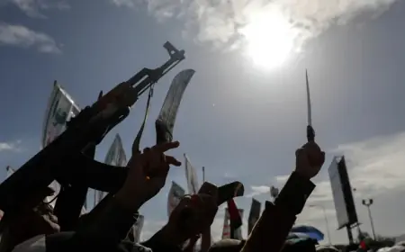 Husiler 9 ay gizledikten sonra kabul etti: Füze ve İHA komutanları öldü