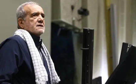 İran Meclisi’nde Cumhurbaşkanı Pezeşkiyan’ı sorgulamak için imza kampanyası başlatıldı