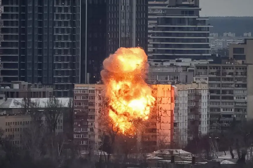 Zelenskiy–Trump Görüşmesi Öncesi Rus Füzeleri Ukrayna’yı Vurdu