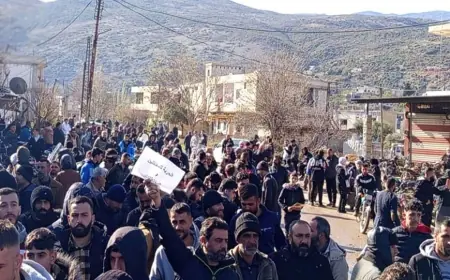 Suriyeli aktivist: Halk saldırmadı, hükümet güçleri sivilleri hedef aldı