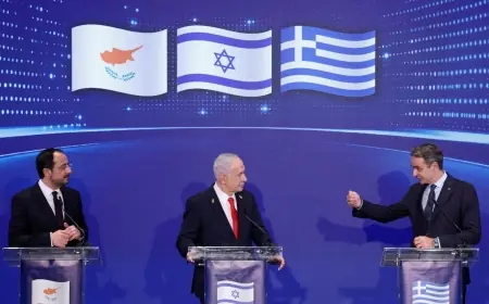 Türkiye, Doğu Akdeniz’deki üçlü ittifaka karşı nasıl bir strateji izleyecek?