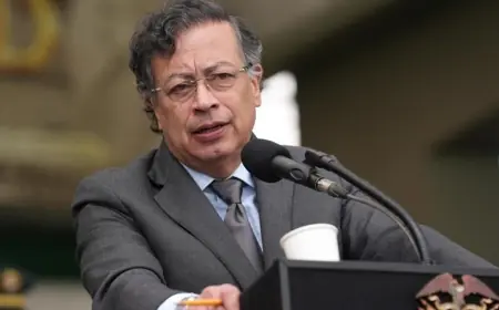 Kolombiya Devlet Başkanı Petro: Elime silah almaya hazırım