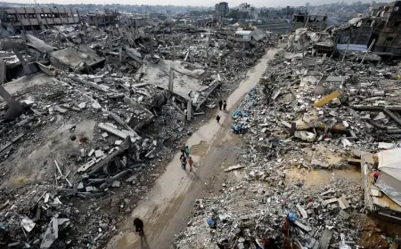 İsrail, Gazze'deki üst düzey bir Hamas liderini hedef aldığını duyurdu