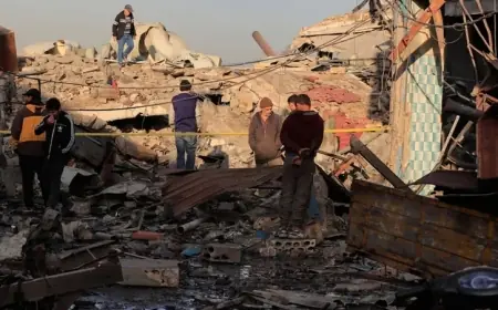 İsrail: Lübnan’da Hizbullah’a ait hedefleri vuruyoruz