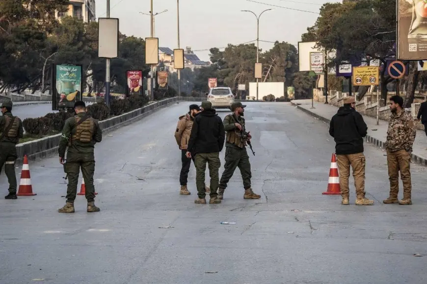 Fransa’dan Halep çağrısı: Ateşkes sağlanmalı, savaşçılar 'onurlu' çekilmeli