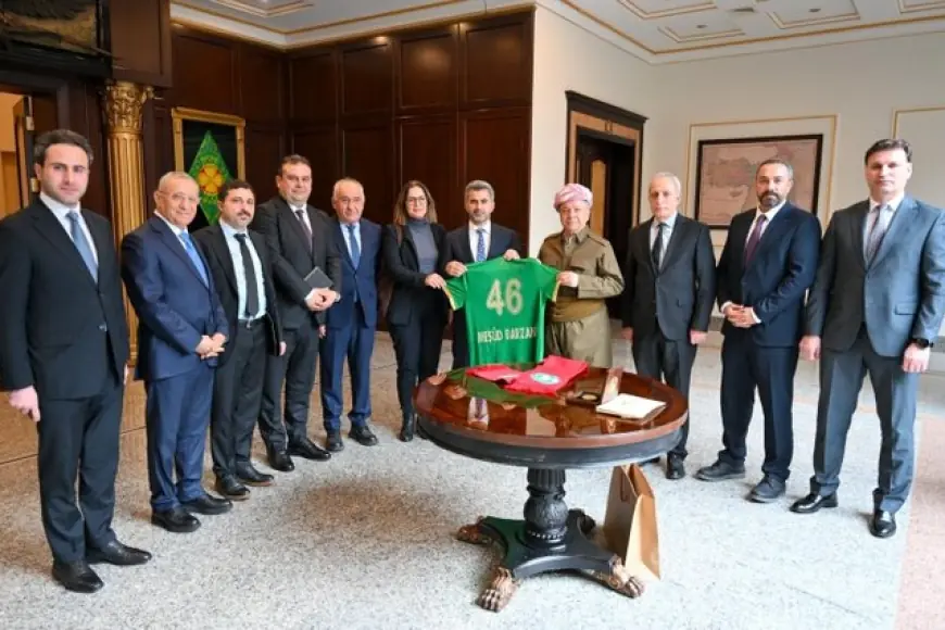 Serok Barzanî şandeya Amedsporê pêşwazî kir