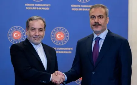 Hakan Fidan İran Dışişleri bakanı Arakçi ile görüştü