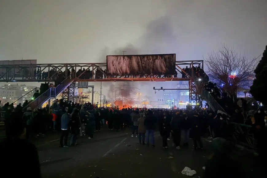 Kanada'dan İran uyarısı: Vatandaşlarına 'ülkeyi terk edin' çağrısı