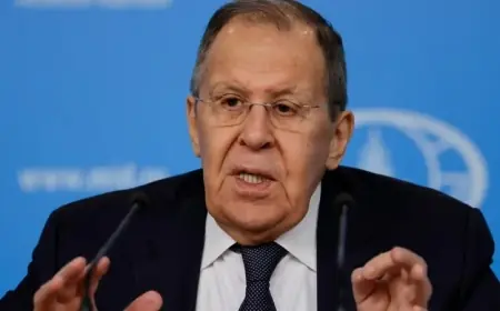 Lavrov: NATO Rusya ile savaşa ciddi şekilde hazırlanıyor