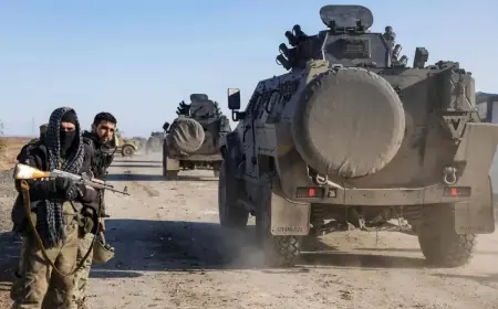 Suriye Arap Ordusu Hol Kampı'na girdi