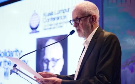 İngiliz Milletvekili Jeremy Corbyn:  '40 milyon Kürt kendi kaderini tayin etmeli'