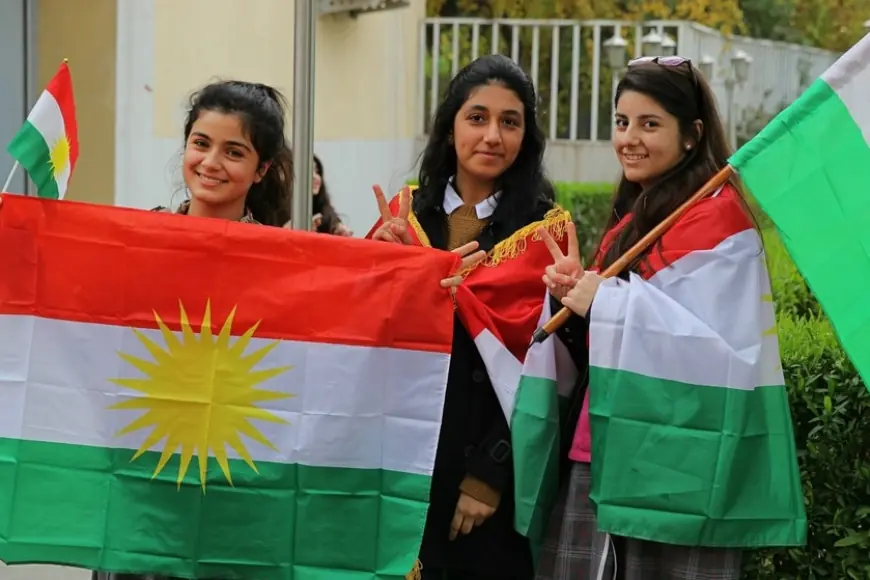 Kürdistan'da tüm Okullarda 'Rojava 'ya Destek' Dersi Başladı