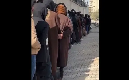 Rakka’da günde yüzlerce eski DSG mensubu silahlarını teslim ediyor