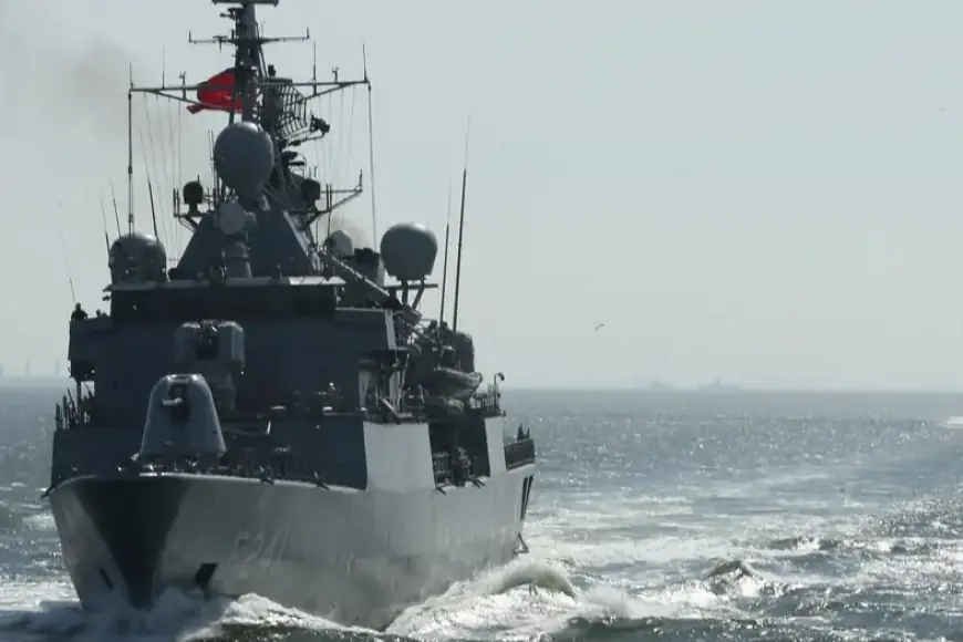 Türkiye-Yunanistan: Ege'de Navtex krizi