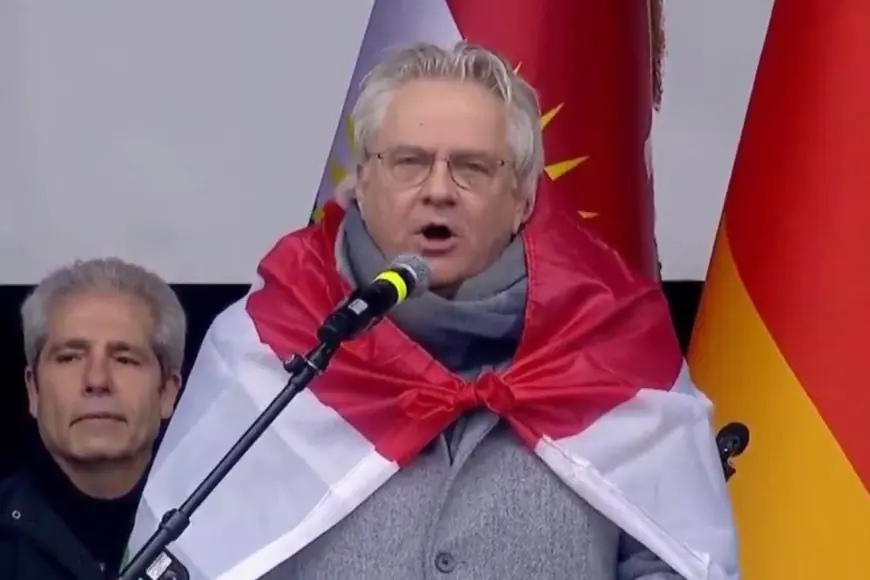 Köln Belediye Başkanı: Rojava İçin Bağımsızlık Çağrısı Yaptı