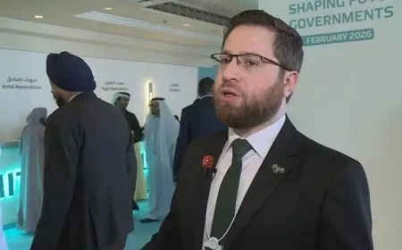 Suriyeli bakan: Özerk Yönetimin çalışanları hükümet kurumlarına entegre edilecek