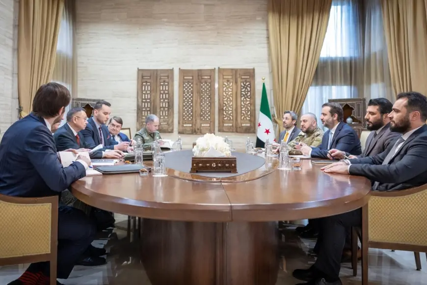 Şam'da kritik toplantı: Rusya'nın askeri varlığı görüşüldü
