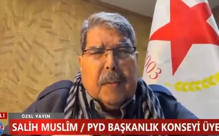 Salih Müslim: Kobane'de kuşatan güçler Savunma Bakanlığı'na bağlı değil gibi davranıyor