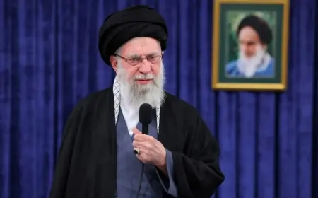 Hamaney: Protestolar, Amerika ve İsrail tarafından planlanan bir darbe girişimidir