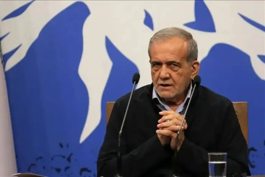 İran Devlet Televizyonu'nda gerilim: Pezeşkiyan’ın sözleri sonrası yayın kesildi