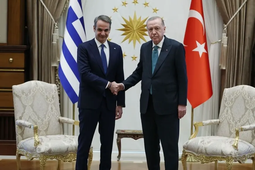 Erdoğan, Miçotakis'le görüştü