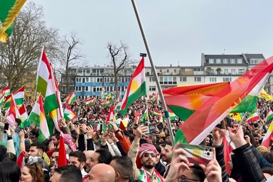Çok boyutlu ‘ırkçılık’ raporu: Almanya'da Kürtlere kim saldırıyor?