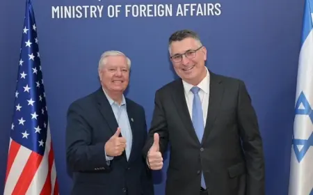 Graham: Trump İran'a ilişkin kararını haftalar içerisinde verecek