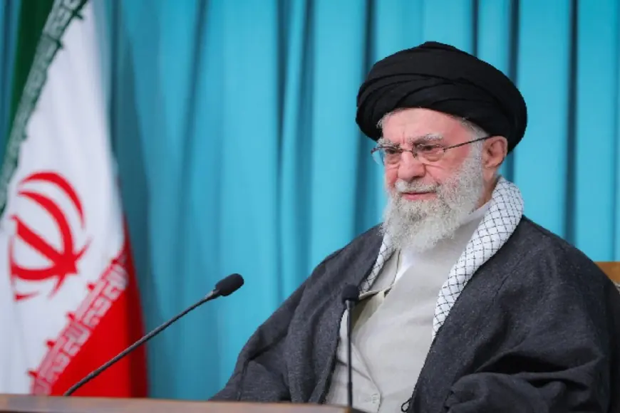 Hamaney’den ABD’ye savaş gemili tehdit