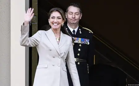 Dilan Yeşilgöz Hollanda’da Savunma Bakanlığı görevini devraldı