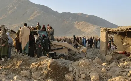 Pakistan ile Afganistan arasında savaş başladı