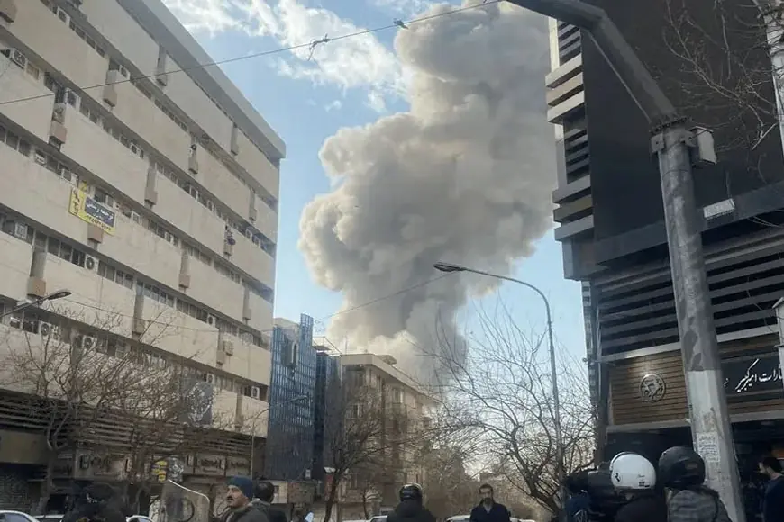 Tahran’da Kritik Noktalar Hedefte: Hamaney’in Ofisi ve İstihbarat Bakanlığına Saldırı