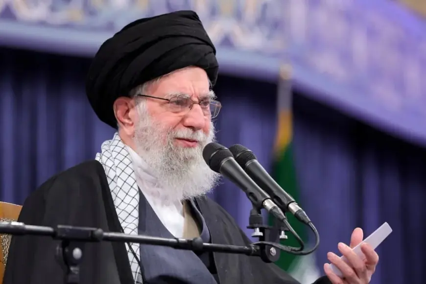 Reuters: Hamaney 'güvenli noktaya' nakledildi