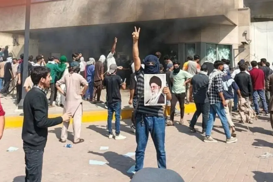 Pakistan'da ABD Konsolosluğu önünde protesto: 9 ölü