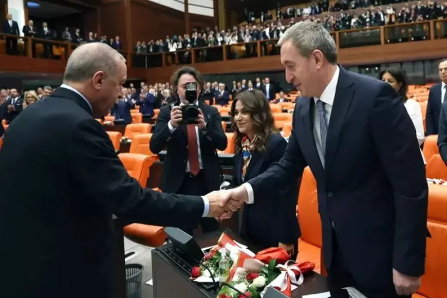 AKP-DEM Yakınlaşması: 2028'de Yeni Bir İttifak mı?