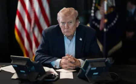 Trump: 'Kara harekatı ihtimalini dışlamıyorum'