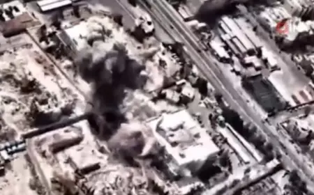 Urmiye'de İran Askeri Üssüne  İsrail ve ABD Saldırısı: 7 Muhafız Öldürüldü