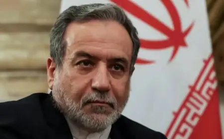 Arakçi: ABD, uluslararası sularda İran gemisini batırdığına pişman olacak