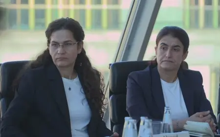 Îlham Ehmed û Rohilat Efrîn li Almanyayê ne: ‘Kilîta çareseriyê Federalîzm e’