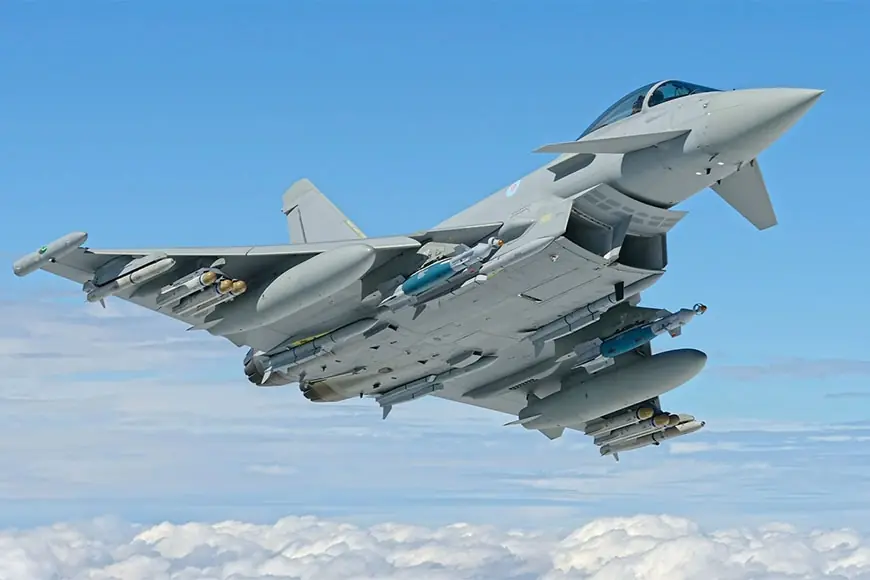 İngiltere: Savaş uçaklarımız BAE hava sahasını korumaya başladı