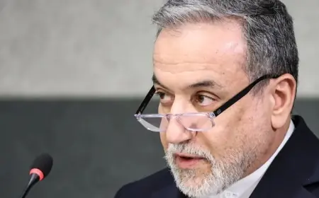 Arakçi: Savaşı Bitirecek Her Girişime Açığız