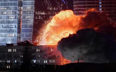 Devrim Muhafızları: Laricani'nin intikamı için İsrail ve ABD üslerini vurduk; 230 ölü