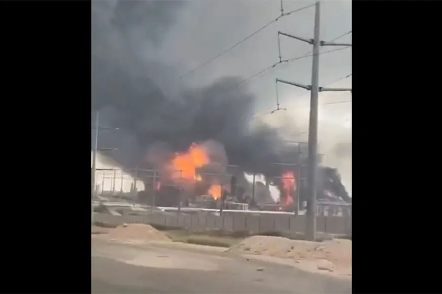 İran'daki kritik rafineri vuruldu