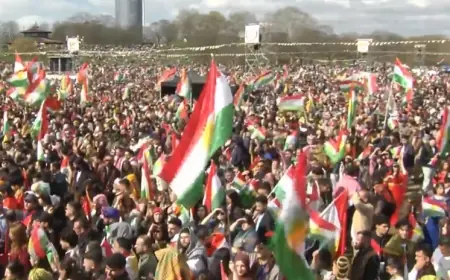 Avrupa'da En büyük Newroz karnavalı Almanya'nın Bonn kentinde düzenleniyor