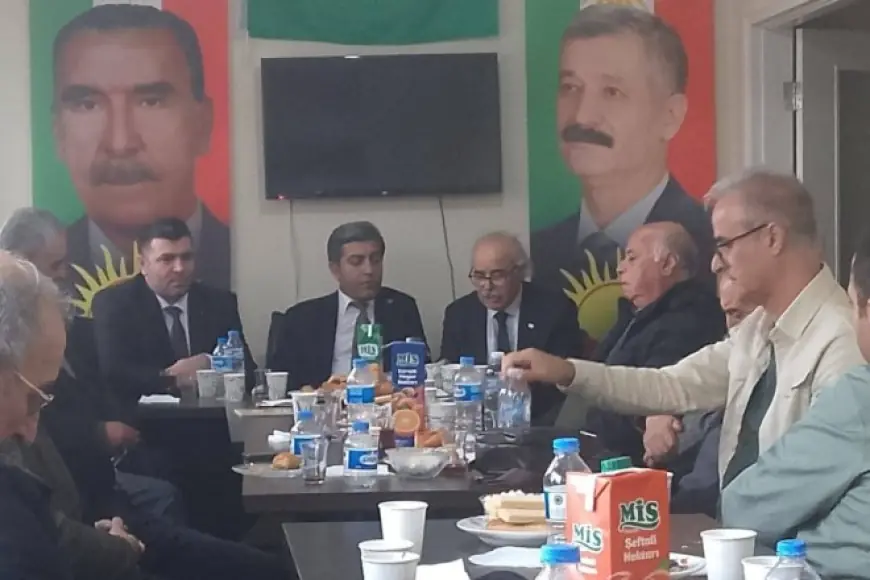 PWK, PSK û HAK-PARê Li Stenbolê Bi Hev Re Cejna Ramazanê û Newroz Pîroz Kirin