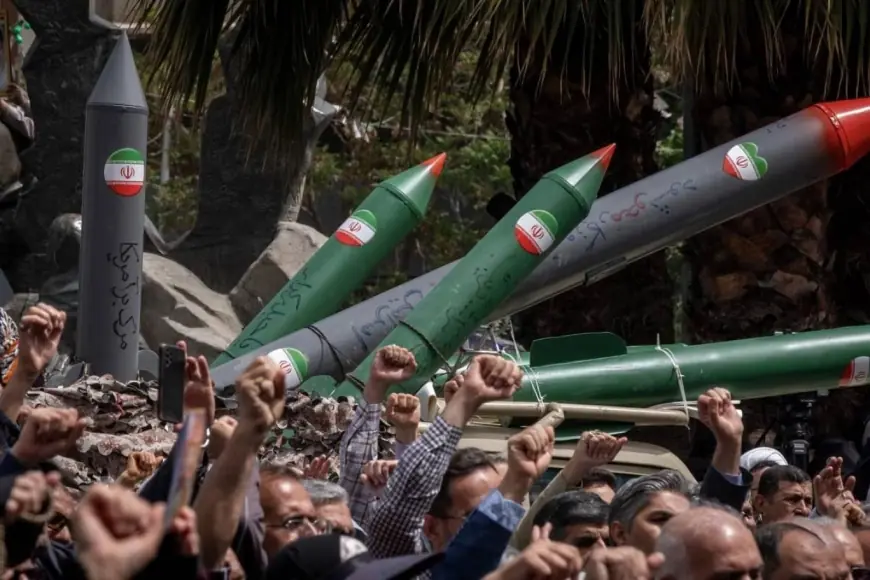 İran’daki şahinler kritik nükleer anlaşmadan çekilmek istiyor