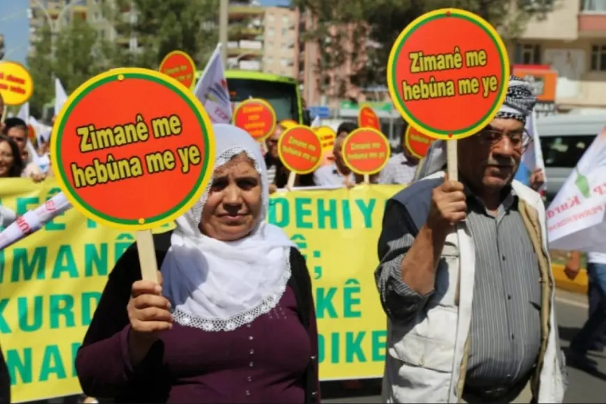 Bir Kürt Nenenin Acı Feryadı